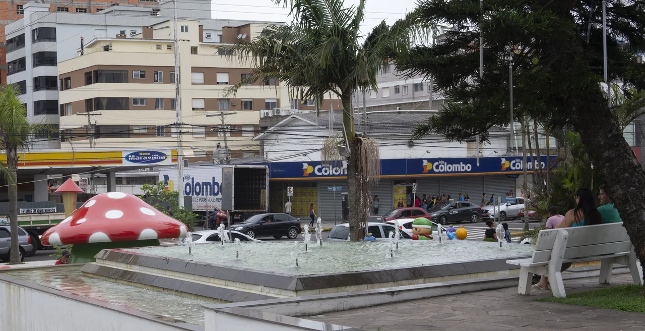 Fonte em praça de Capão da Canoa